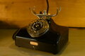Historický telefon - lampička