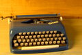 Psací stroj Consul Modrý