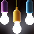 LED lampička závěsná, tahací - Různé barvy