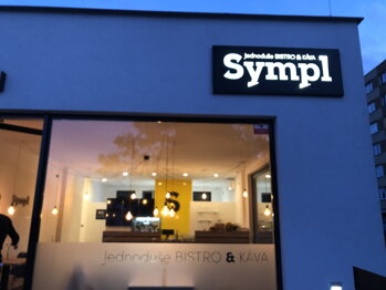 Kovová světelná cedule a osvětlení restaurace Sympl Vlašim Kovová světelná cedule a osvětlení restaurace Sympl Vlašim