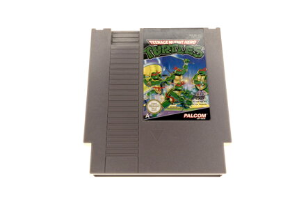 Teenage Mutant Hero Turtles - Nintendo NES