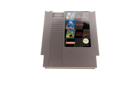 Super Mario Bros/ Tetris/ World Cup - Nintendo NES