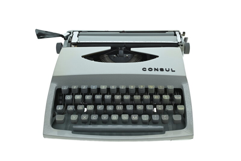 Psací stroj Consul Model 231.2 REPASOVANÝ