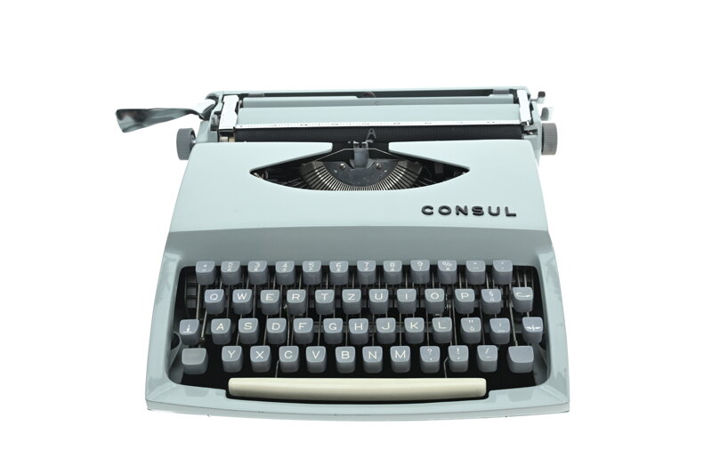 Psací stroj Consul Model 231.3 šedošedý REPASOVANÝ