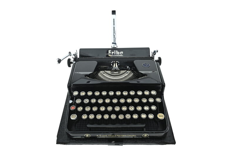Psací stroj Erika MODEL 5 Z  ROKU 1939 REPASOVANÁ