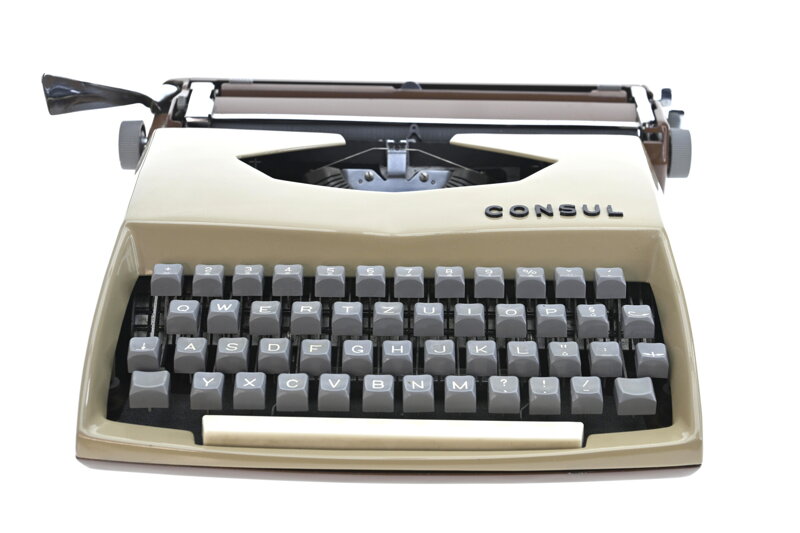 Psací stroj Consul Model 231.2B