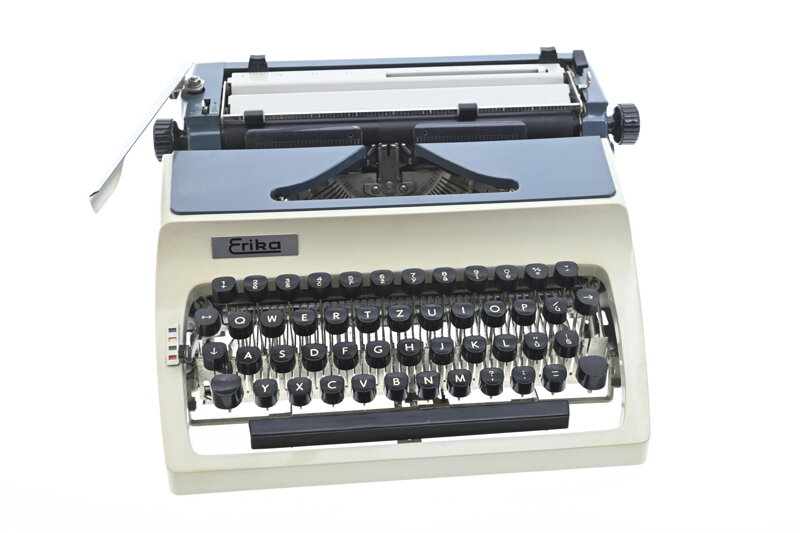 Psací stroj Erika modrobéžová