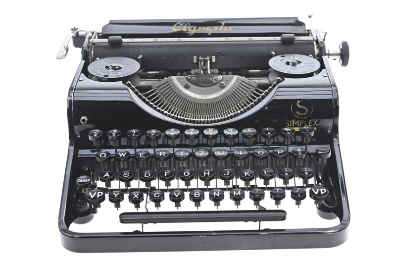 Psací stroj Olympia Simplex