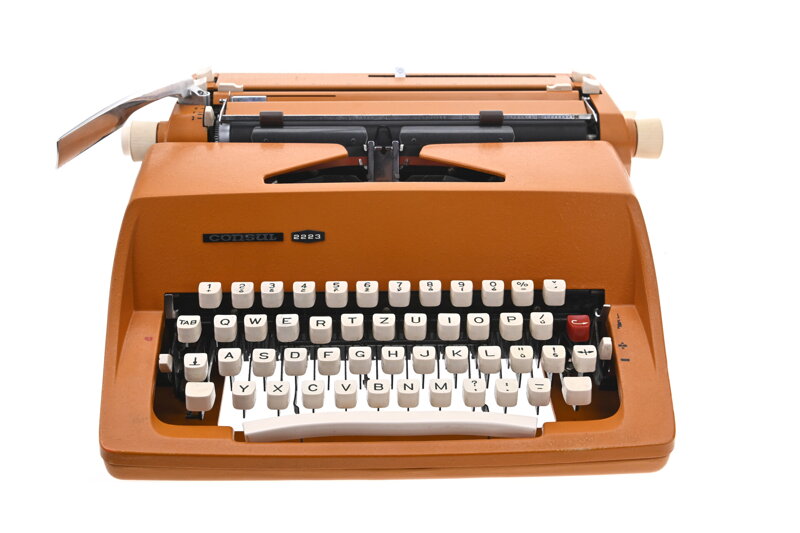 Consul psací stroj Consul 2223 oranžový