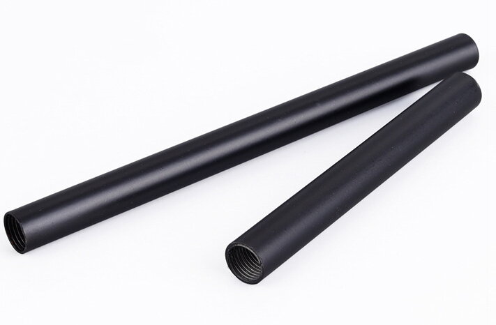 Spojovací trubička s vnitřním závitem M10x300 Spojovací trubička s vnitřním závitem M10x300