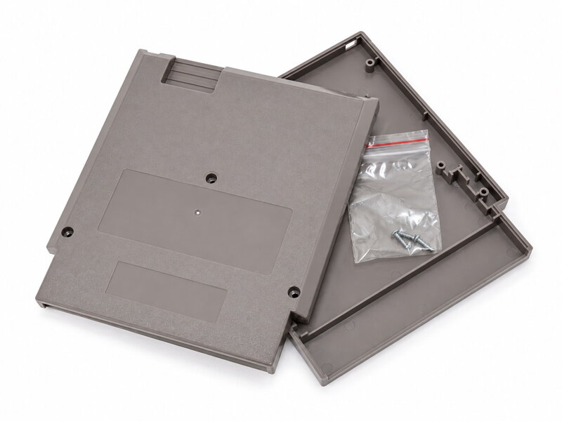 Plastové pouzdro cartridge pro Famicom 60 pin / Nintendo NES 72 pin