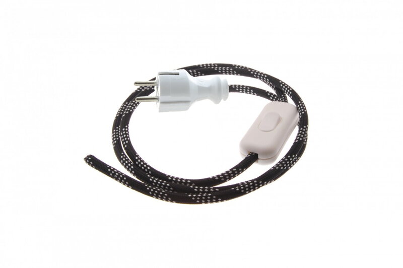 Přívodní textilní kabel k lampičce 1,8 m Spirála Velká Černo-Bílá 40, vidlice + vypínač Přívodní textilní kabel k lampičce 1,8 m Spirála Velká Černo-Bílá 40, vidlice + vypínač