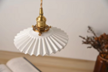 Porcelánové stínítko na lustr vroubek