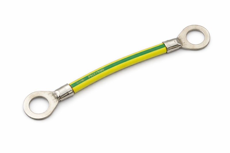 Zemnící vodič s očky 2,5 mm². Délka 150mm